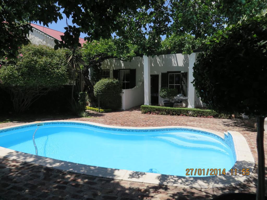 Buiten Verwagten Guest House Graaff-Reinet Buitenkant foto